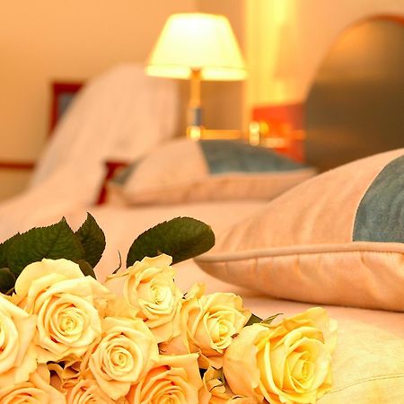 Hotel Kongresowy Kielce Kültér fotó