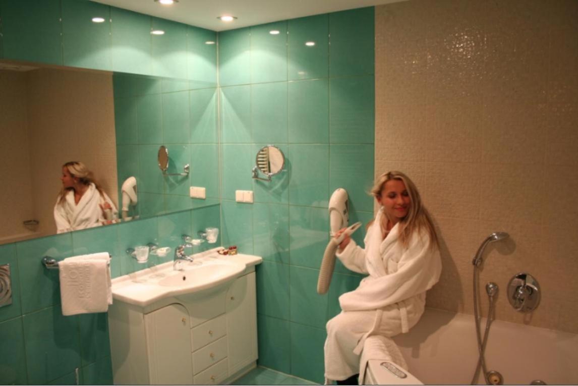 Hotel Kongresowy Kielce Kültér fotó