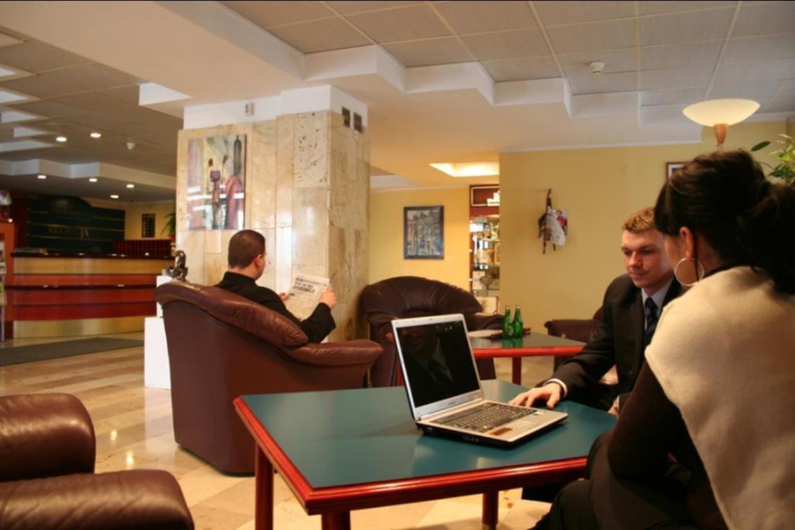 Hotel Kongresowy Kielce Kültér fotó