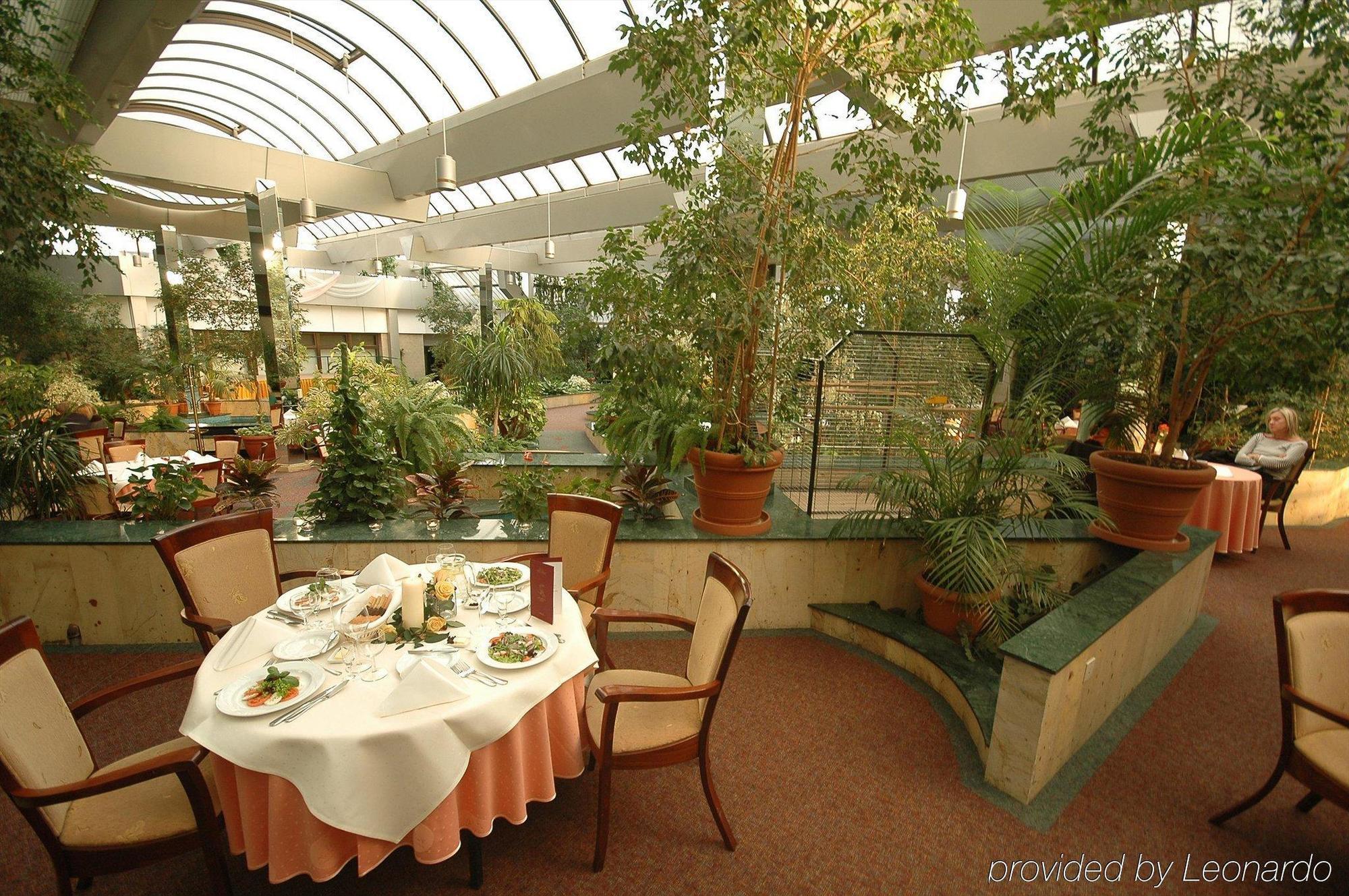 Hotel Kongresowy Kielce Kültér fotó
