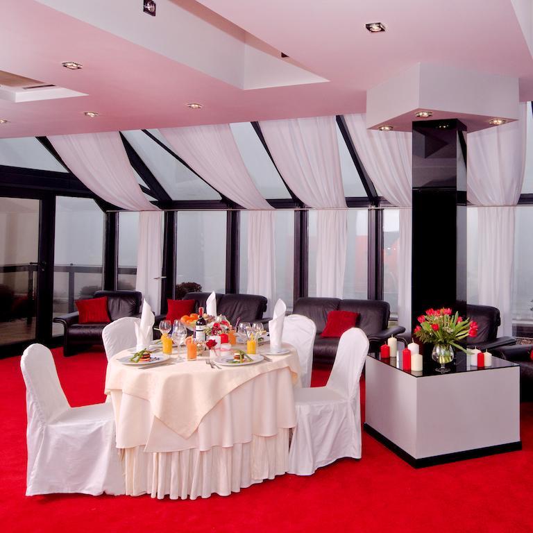 Hotel Kongresowy Kielce Kültér fotó